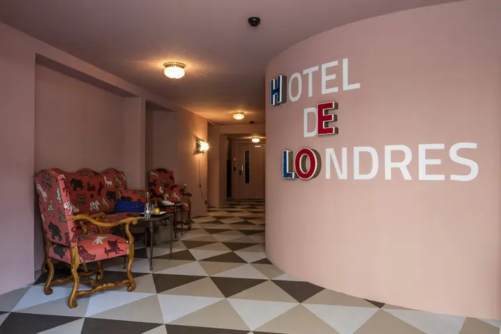 Lobby von Hotel in Brig