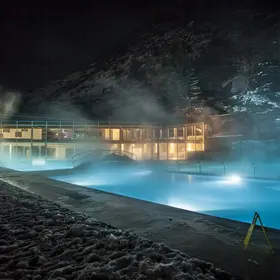 Schwimmbad Brigerbad innen